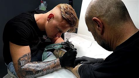 Come trovare il miglior tatuatore vicino a me